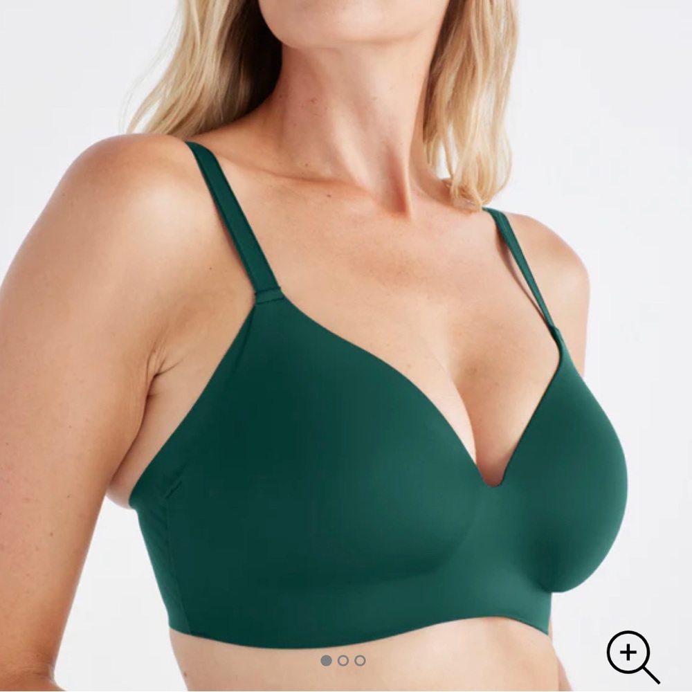 BNWT KNIX Wing Woman bra size 2 in Emerald